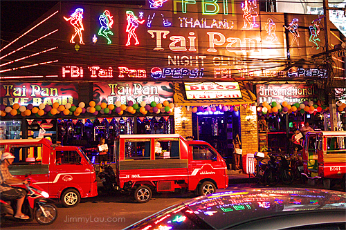 泰國布吉芭東街頭